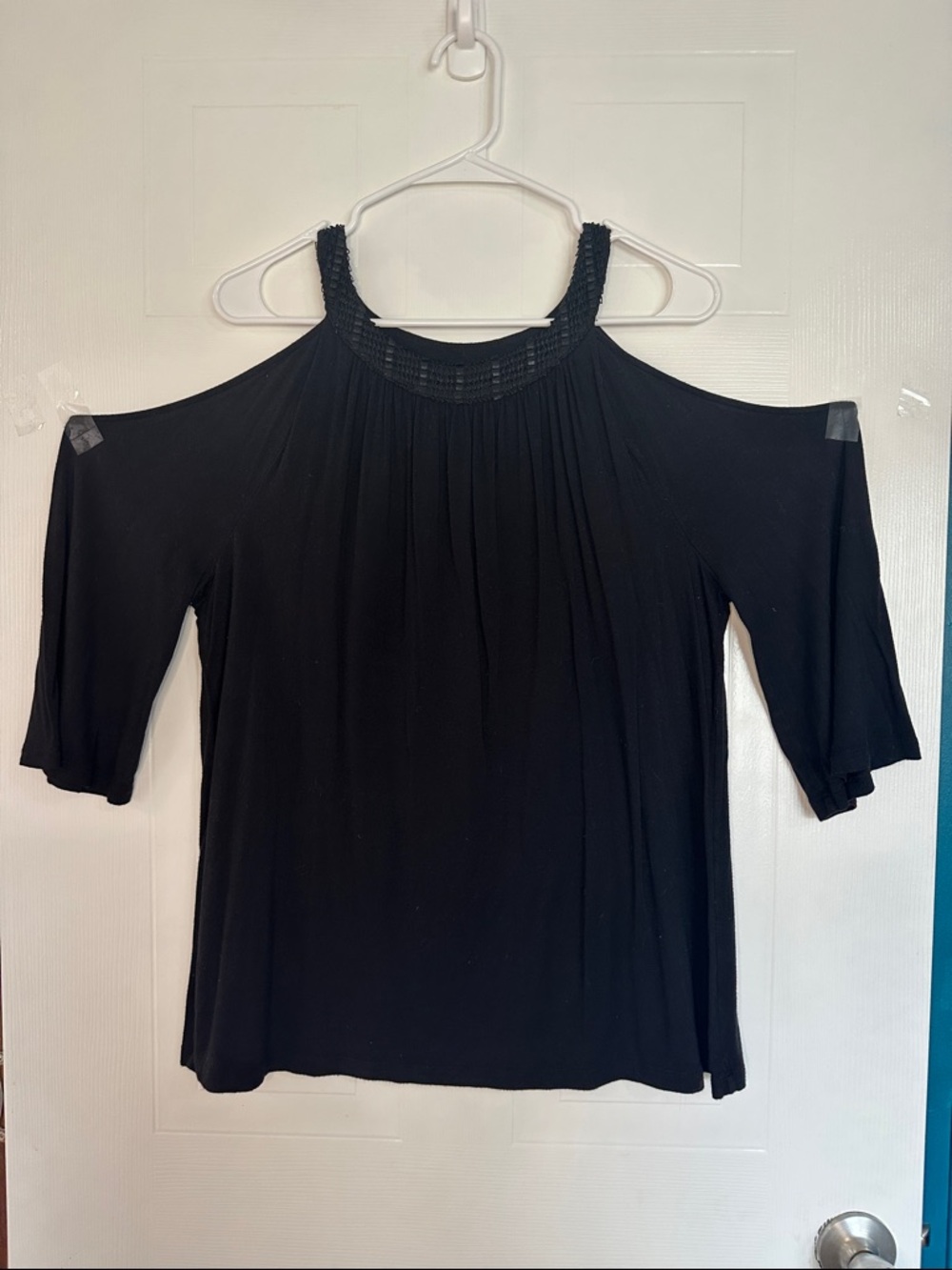 EUC BOLD elements Black Cold-Shoulder Knit Top
